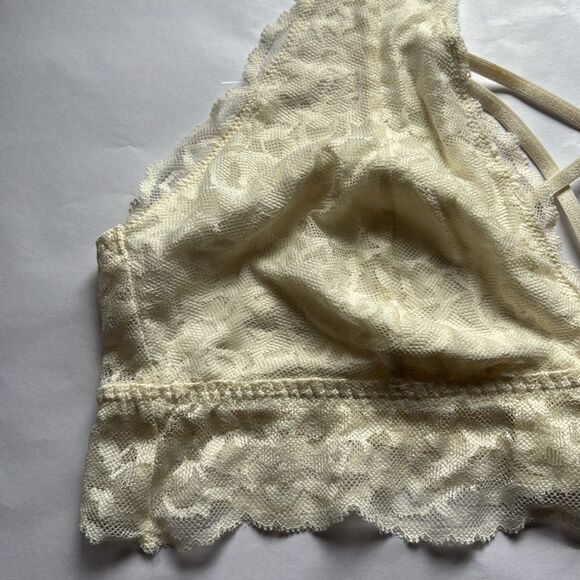 Victoria Secret Pink Off White Lace Unlined Bralette Size Large - Picture 4 of 9